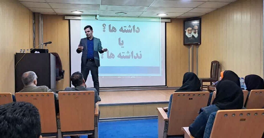 به همت کمیته آموزش خانه مطبوعات خوزستان ؛ کارگاه آموزشی زبان بدن در خبرنگاری در اهواز برگزار شد