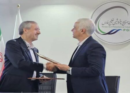 امضای قرارداد طراحی و راه‌اندازی پکیج جاذب کلر پتروشیمی بوعلی سینا با حضور دکتر شریعتمداری