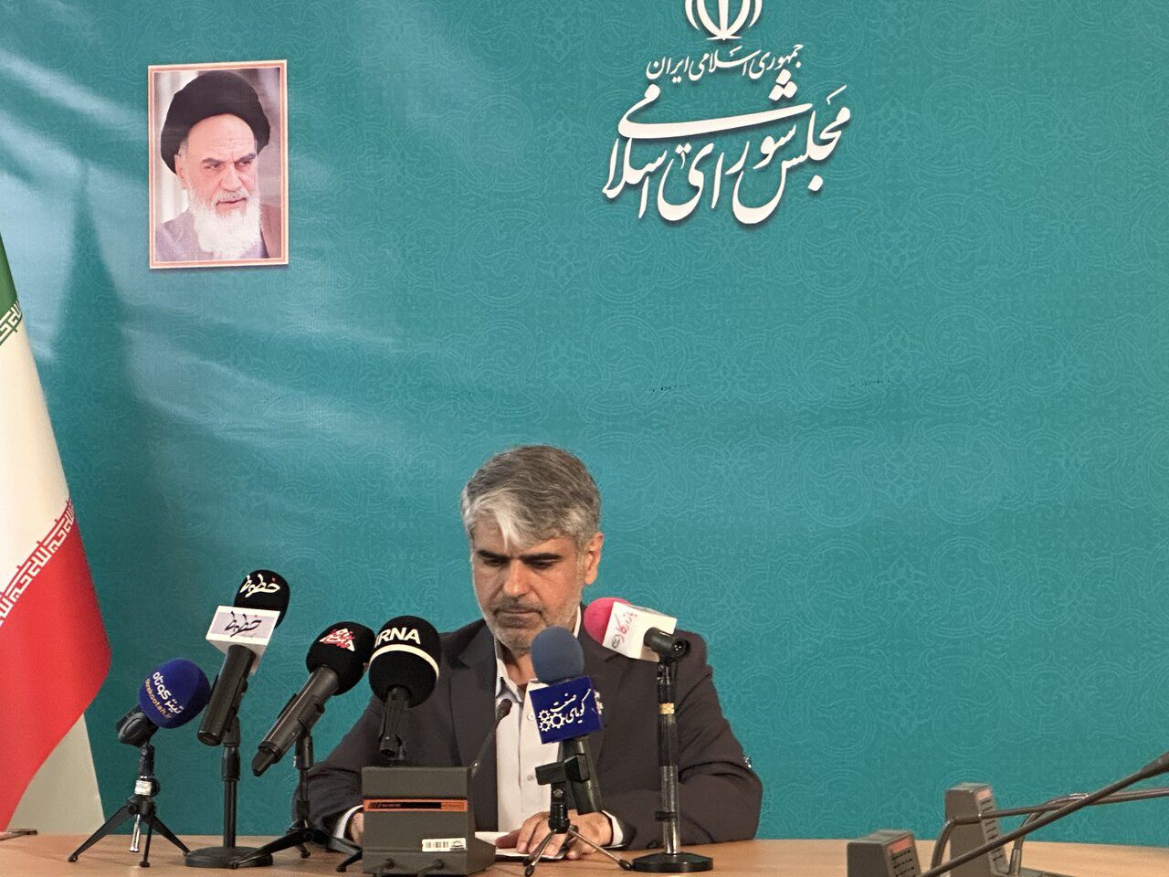 مصوبه شورای انقلاب فرهنگی در اجرای کنکور نباید خلاف قانون مجلس شود