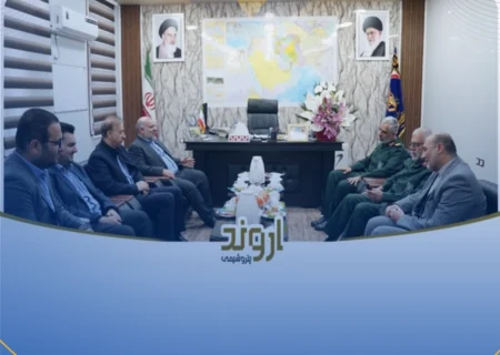دیدار مدیرعامل پتروشیمی اروند با فرماندهان منطقه سوم دریایی و ناحیه مقاومت بسیج در روز پاسدار