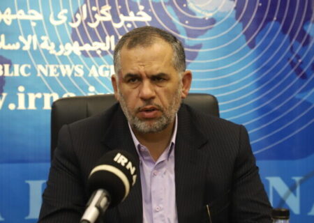 تقویت جایگاه معلم با رویکرد عدالت‌محور در جذب و حمایت نیروی انسانی»