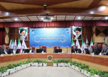شهردار اهواز فورا کناره‌گیری کند