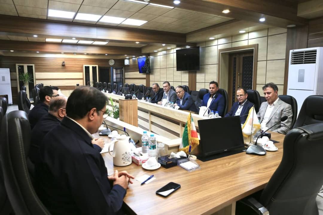 با درایت مسئولان بیمه ایران رضایت حداکثری کارکنان فولاد خوزستان حاصل خواهد شد