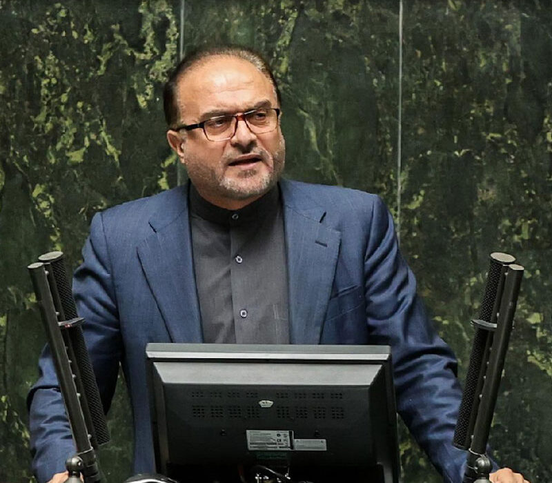 علیرضا زندیان نماینده بیجار در مجلس شورای اسلامی:  در شرایط حساس کنونی نقش نمایندگان انقلابی برجسته تر است / باید به دولت کمک کنیم