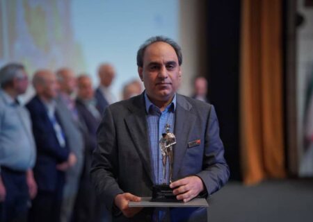 مرد سال فولاد ایران در جایگاه سیاست‌گذاری/  عضویت مدیرعامل فولاد اکسین در هیئت‌مدیره انجمن تولیدکنندگان فولاد ایران