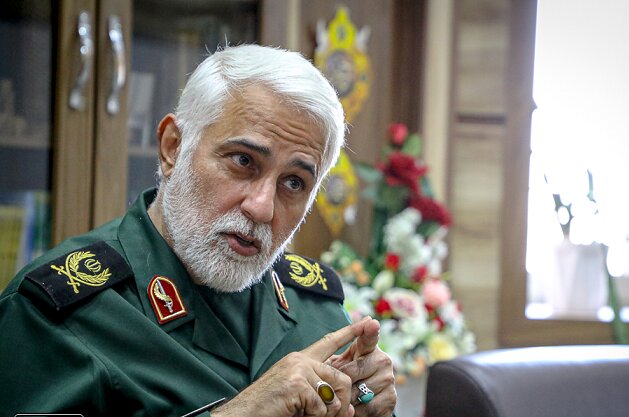 ارتش باید نقش خود در دوران دفاع مقدس را با زبان هنر به نسل امروز منتقل کند