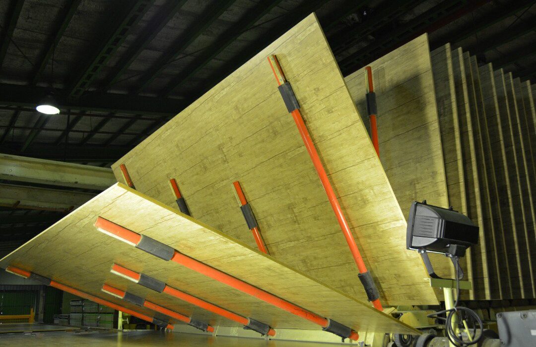 بیسابقهترین میزان تولید ام.دی.اف از باگاس نیشکر ثبت شد/دکتر ناصری: لوح سبز جنوب نمونهای موفق از انسجام سازمانی است