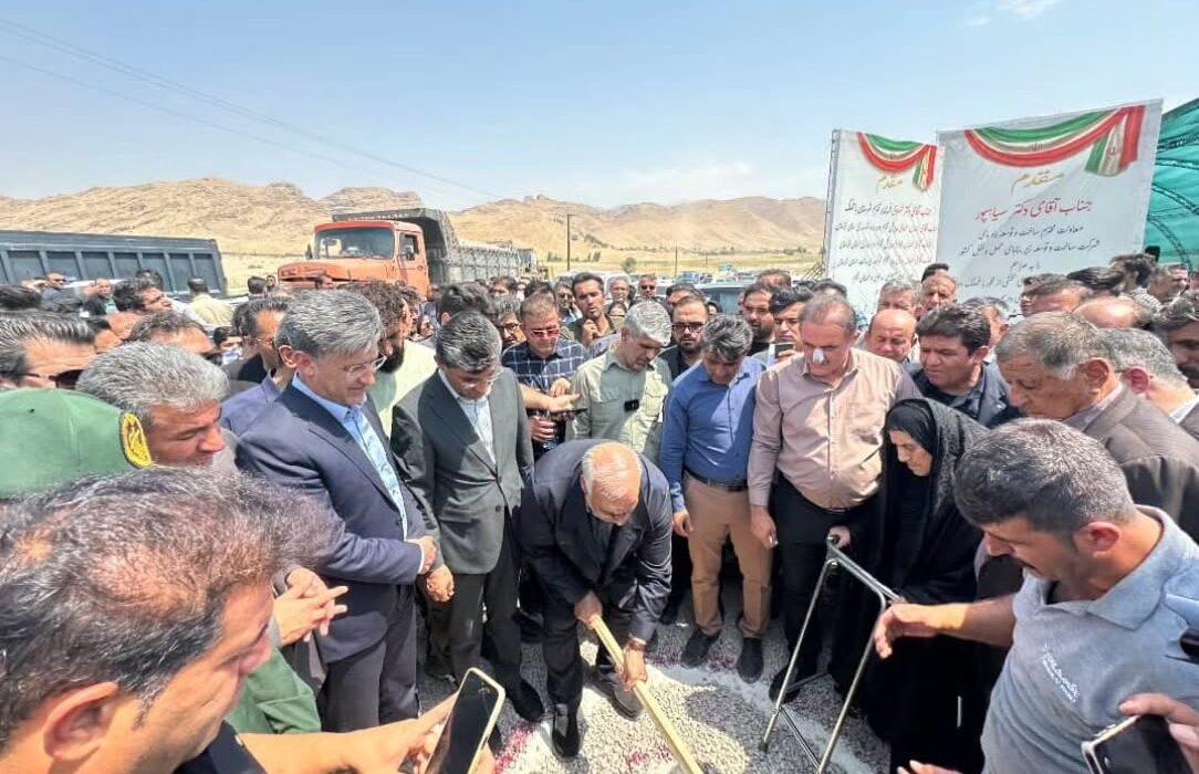 کلنگزنی تعریض جاده کمربندی ایذه با اعتبار ۳۵۰۰ میلیارد تومان با حضور دکتر فرشاد ابراهیمپور