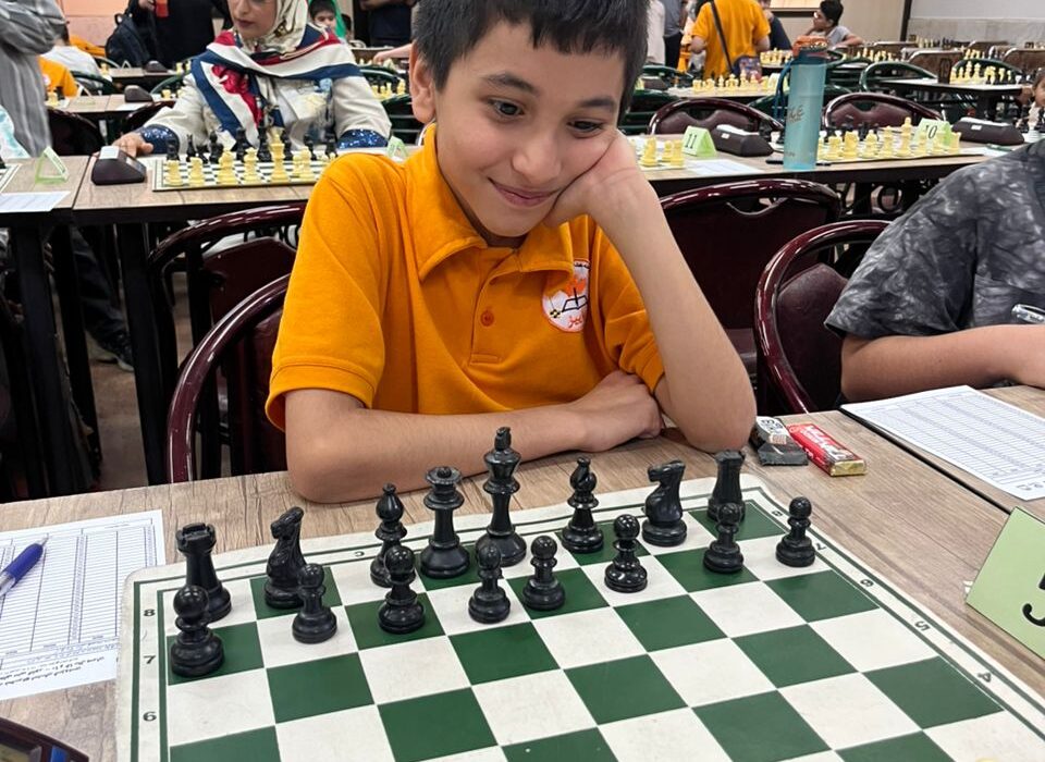 درخشش فرزندان مجموعه مدارس پاییز در مسابقات فکری قهرمانی کشور رده های سنی