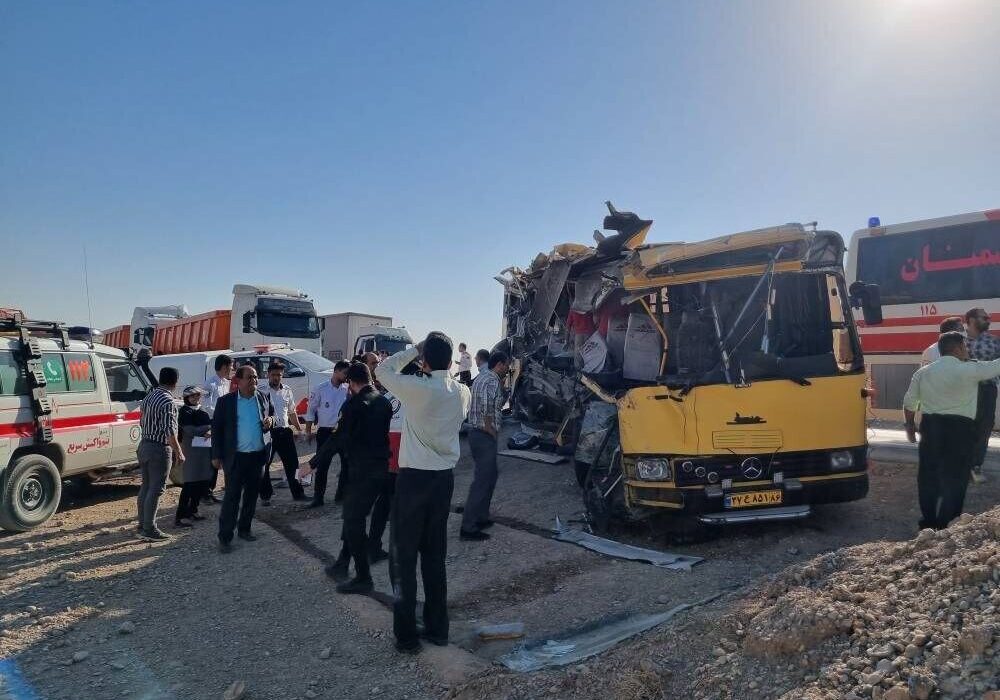 جان دانشجویان نباید قربانی رانندگان خسته و گرفتار آسیبهای پنهان شود/ بی مسئولیتی دستگاههای متولی، سرمایه های ملی را به کام مرگ میکشاند