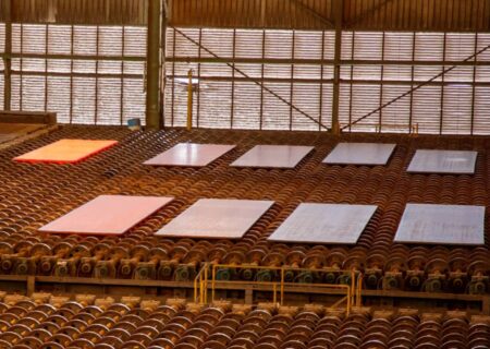 رشد ۶۱ درصدی صادرات و جهش ۱۵۹ درصدی درآمد ارزی؛ روایت تاب‌آوری فولاد اکسین در میدان تحریم‌ها