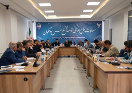 تأکید دکتر خدامراد  احمدی مدیرعامل متمم بر تسریع در اجرای پروژه‌های توسعه سونگون و کاهش تأخیرات