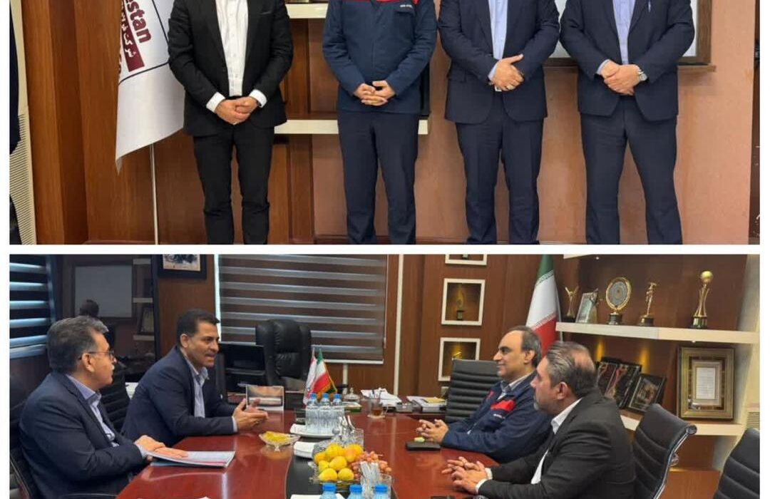 دیدار مدیر شعب بانک مسکن استان با مدیرعامل شرکت فولاد اکسین خوزستان / گامی در جهت توسعه همکاری‌های مالی و سرمایه‌گذاری