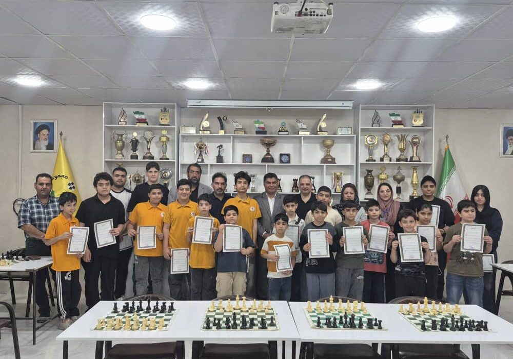 گزارش هشتصد و چهارمین مسابقه مدرسه شطرنج پاییز به مناسبت روز دانش آموز