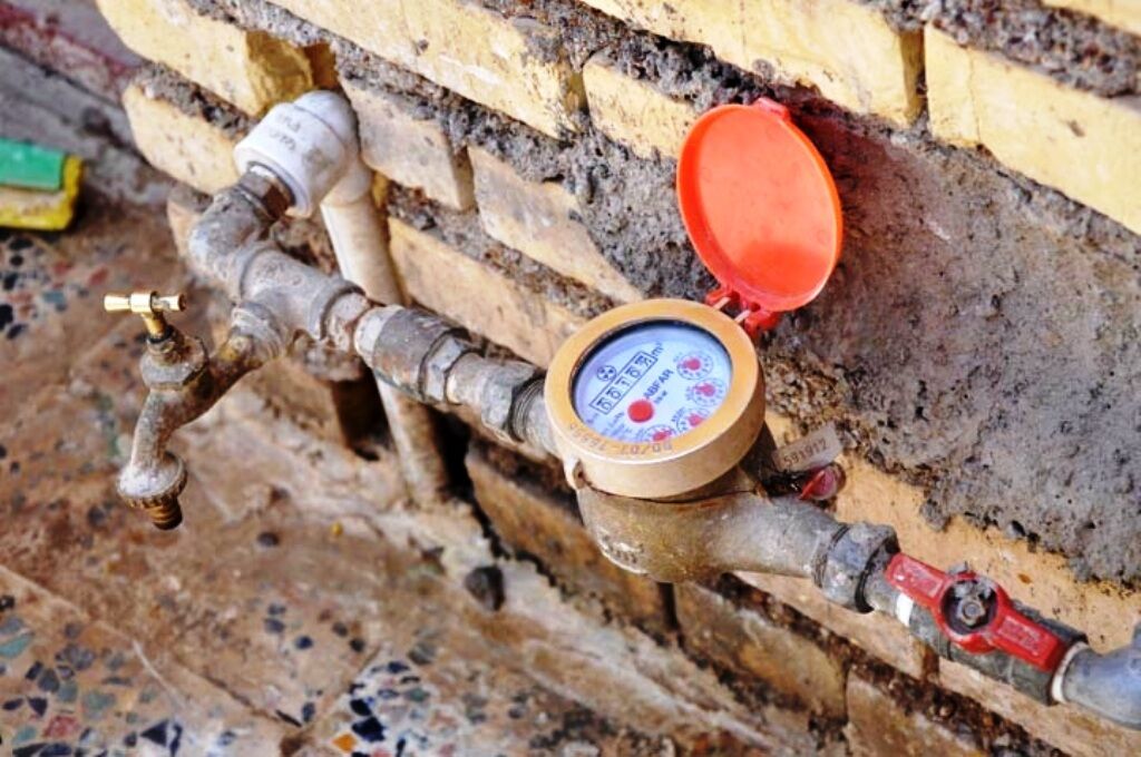 تعویض ۴۹ هزار کنتور آب فرسوده در خوزستان