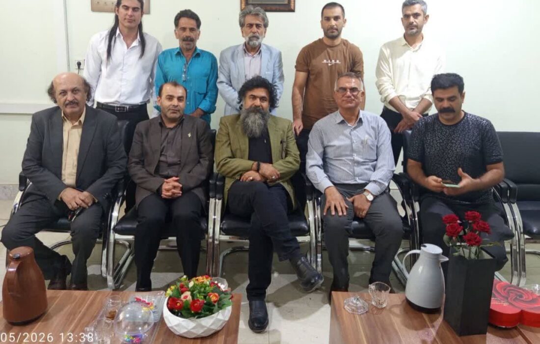 نشست هم اندیشی روسای انجمن های فرهنگی هنری با رییس اداره فرهنگ و ارشاد اسلامی شهرستان ایذه