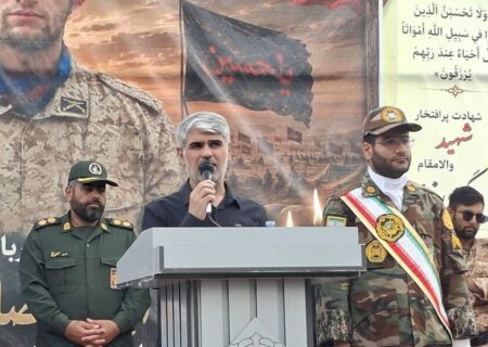 نماینده مجلس: راه شهدا با ایستادگی در برابر استکبار و تبعیت از ولایت ادامه دارد